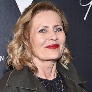 Skromnie już było! 68-letnia Grażyna Szapołowska odkryła obfity biust. Nadal w formie [FOTO]  