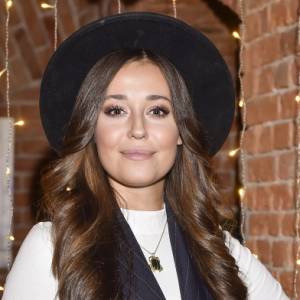 Izabella Krzan wspomina wakacyjny wyjazd. Zdjęcie w stroju kąpielowym opatrzyła zabawnym opisem!           