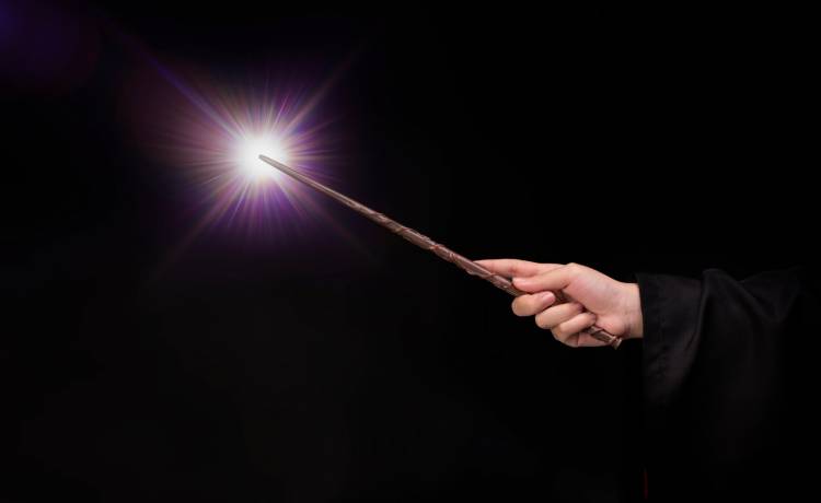 Nietypowa interwencja brytyjskiej policji. Szukali nożownika, znaleźli czarodzieja