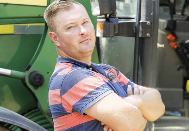 "Rolnik szuka żony". Łukasz już tak nie wygląda! Uczestnik zamieścił w sieci swoje najnowsze zdjęcie