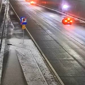 To, co robili w tunelu zarejestrowały kamery. Aż trudno uwierzyć w ludzką głupotę! [WIDEO]