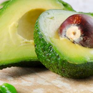 Co jeść zamiast awokado? Odkryj tańszą i smaczniejszą alternatywę na śniadanie!