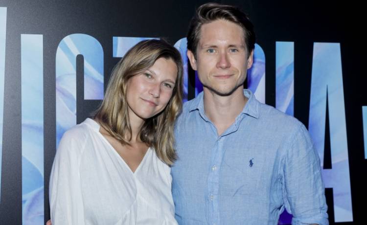 Kamila Kamińska i Michał Meyer zaręczyli się! Gwiazda "Barw szczęścia" i "Zakochanych po uszy" pokazała pierścionek [ZDJĘCIE]        