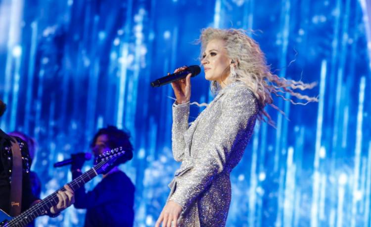 Sylwia Grzeszczak już nie jest blondynką! Fani przyznają, że teraz wygląda lepiej!