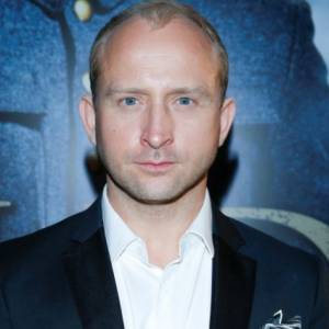 Borys Szyc publikuje archiwalne kadry. Aktor pokazał, jak wyglądał w dzieciństwie!