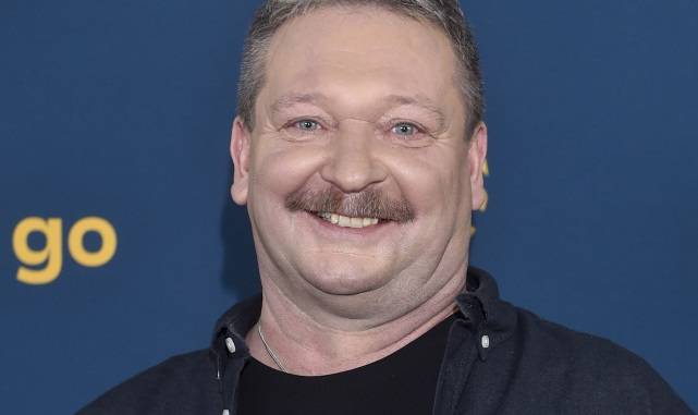 Wiesław Nowobilski o powiększeniu rodziny. Tak zdradził przed kamerami, że został dziadkiem! [WIDEO]