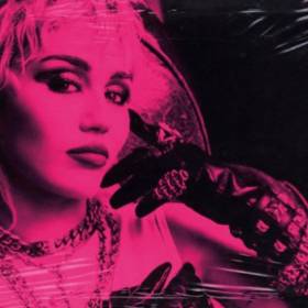 RMF Extra: Miley Cyrus "Plastic Hearts" - nowy album już dostępny!