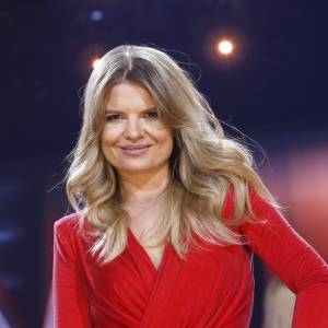 Manowska zmieniła fryzurę! Wymowna reakcja gwiazdy programu "Rolnik szuka żony" na efekty pracy fryzjera