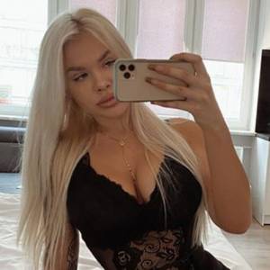 "Hotel Paradise 2". Magda Jankowska topless. Śmiałe kadry w sieci                             