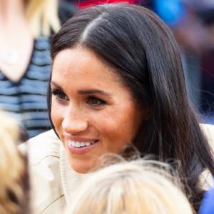 Nowe zdjęcia księżnej Meghan z synkiem. Co nie spodobało się internautom? 