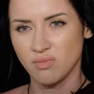 "Love Island. Wyspa Miłości". Widzowie miażdżą Annę za jej zachowanie. "Dramat"