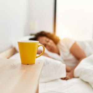 Pijesz kawę codziennie? Tak wpływa na mózg człowieka. Badania nie pozostawiają złudzeń