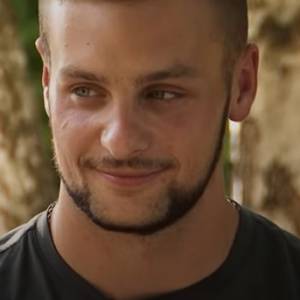 Uczestnicy programu "Rolnik szuka żony" rozstali się! Konrad potwierdził domysły internautów 