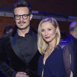 Sylwia Juszczak wyjawiła płeć dziecka! Aktorka pochwaliła się w sieci zdjęciem ze spaceru                                                     