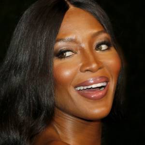 53-letnia modelka zadziwiła fanów. Naomi Campbell ma już drugie dziecko. Gwiazda powitała syna!  [FOTO] 