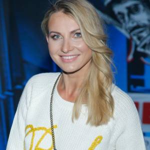 Joanna Moro obcięła swoje piękne włosy! Zobacz zaskakującą metamorfozę aktorki