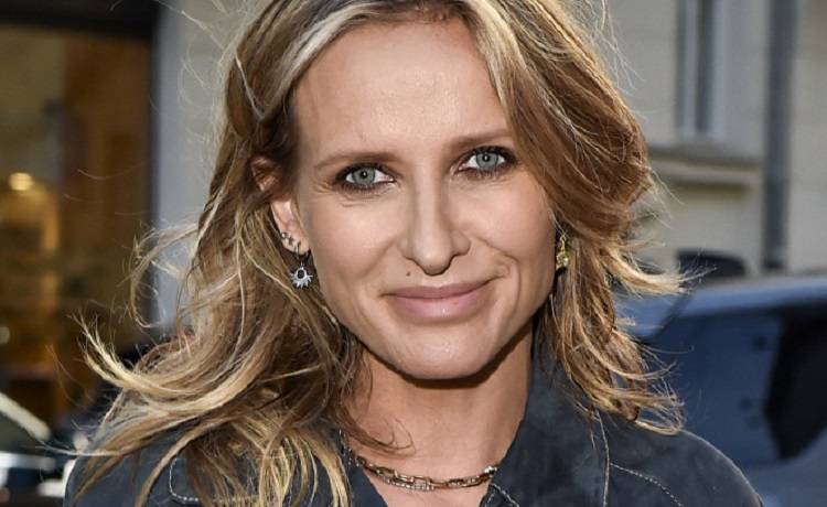 Patrycja Markowska wyłoniła się z wody. Jej biustonosz miał inne plany. "Odsłoniło się co nieco" [FOTO]