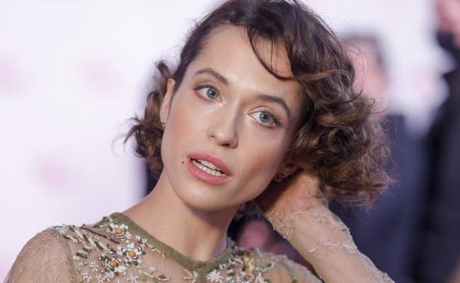 Aleksandra Hamkało zaskoczyła stylizacją. Prześwitująca kreacja i brak stanika to dopiero początek! [ZDJĘCIA]