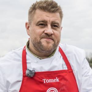 Tomasz Jakubiak ożenił się na tropikalnej wyspie. Cóż za uroczystość!  [FOTO] 