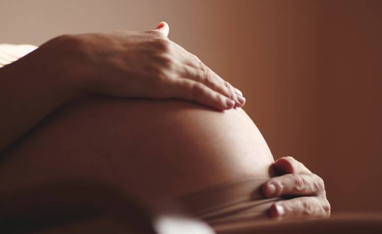 Agata ze "Ślubu..." z ukochanym! 28-latka pokazała zdjęcia z ciążowej sesji: "Każdy dzień przybliża Nas do spotkania z Tobą" [FOTO]