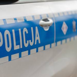 Dostali mandaty, mimo że policji nie było w pobliżu. Pomogły kamery monitoringu