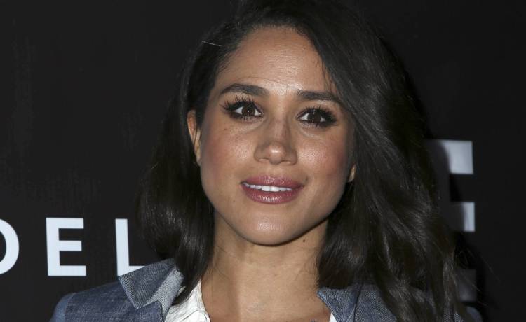 Meghan Markle zachwyca na czerwonym dywanie. Zobaczcie nagranie sprzed lat!                                                    
