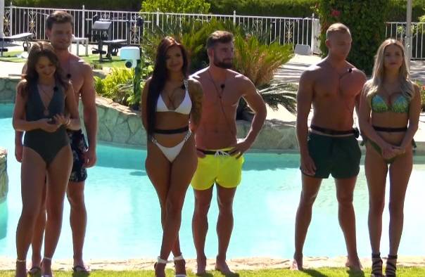 "Love Island 2". Pierwsze pary i spore zaskoczenia! Co wydarzyło się w pierwszym odcinku?