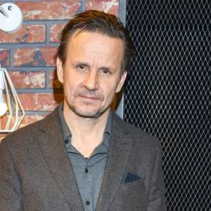 Bartłomiej Topa "dzieli się szczęściem". Został tatą! Maluchy już na świecie [FOTO]