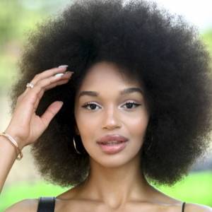 Nicole Akonchong odsłania ciało na wakacjach. Fani zaniemówili: "Cudowna" [FOTO]