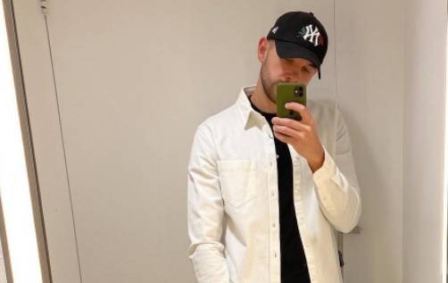 "Love Island". Konrad odsłania kulisy związku z Oliwią. Jest odpowiedź na komentarz byłej partnerki