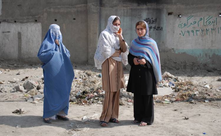 Talibowie wprowadzili nowe przepisy... Zakaz pokazywania kobiet w serialach w Afganistanie