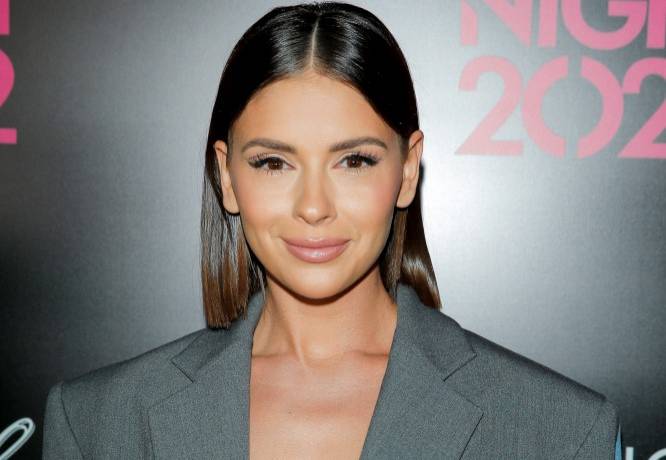 Klaudia Halejcio podgrzewa atmosferę. Skąpe bikini odsłoniło jej opalone ciało [WIDEO]