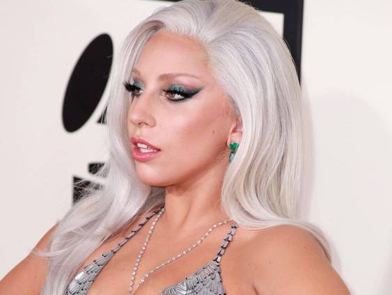 Lady Gaga po raz kolejny komentuje plotki o romansie! Co ją łączy z Bradleyem Cooperem?