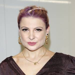 Co stało się Magdalenie Narożnej? Wokalistka Pięknych i Młodych doznała poważnej kontuzji! Konieczna będzie rehabilitacja