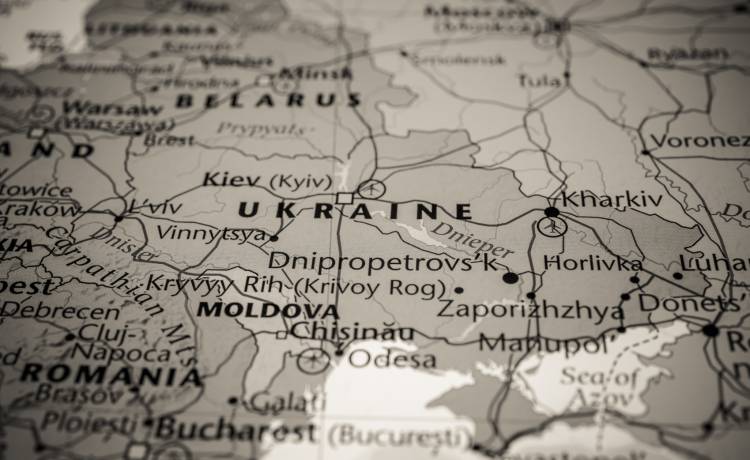 Atak rakietowy ok. 23 km od polskiej granicy. Nie żyje 35 osób