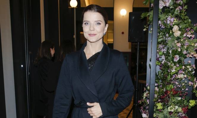 Joanna Jabłczyńska w zmysłowej sesji zdjęciowej. Te kadry rozpalają wyobraźnię! "Piękna jesteś" [FOTO] 