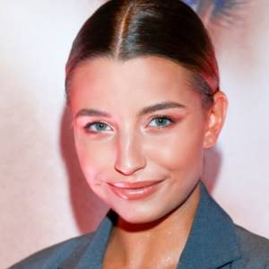 Julia Wieniawa seksownie. Do sieci trafiła fotografia w wyjątkowej stylizacji 