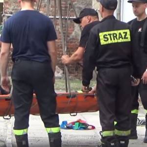 Na ratunek ważącej 220 kilogramów kobiecie przyjechała straż pożarna!