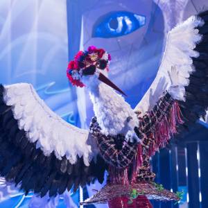 "Mask Singer". Kto kryje się pod maską Bociana? Widzowie wpadli na ciekawy trop