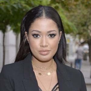 Patricia Kazadi zniewala. Zmysłowe nagranie, na którym odsłania biust, rozgrzało internautów! [WIDEO]