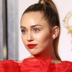 RMF Extra: Miley Cyrus wygrała z nałogiem. "Przeszłam poważną operację"
