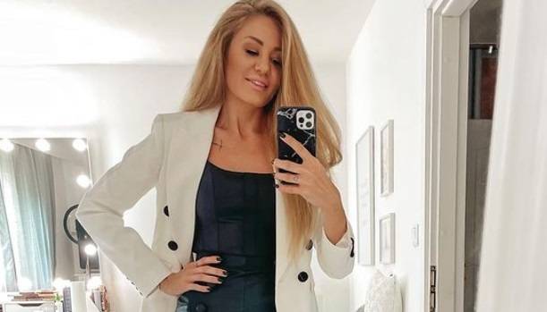 Ewa Mrozowska z "Gogglebox" w skórzanej stylizacji prezentuje się obłędnie! "Wyglądasz bosko" [FOTO]