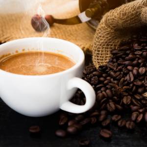 Nigdy nie pij tak kawy! Możesz narazić się na poważne problemy zdrowotne