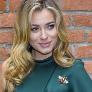 Marcelina Zawadzka w bikini pręży się przed obiektywem. Kolejne gorące zdjęcia trafiły do sieci