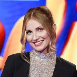 Joanna Moro z nagim biustem w jeziorze. Pokazała nagranie i się zaczęło [WIDEO]