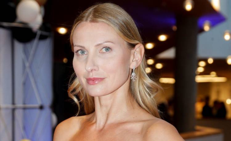 Joanna Moro rozpala zmysły. Zapozowała w bieliźnie. "Rewelacyjnie" [FOTO]