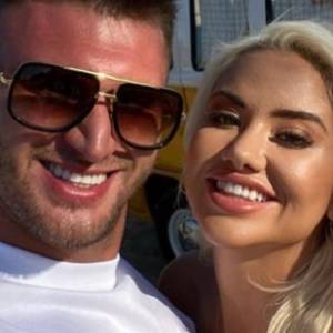 Josie z "Love Island" poddała się zabiegowi w gabinecie kosmetycznym. Efekt zaprezentowała na nowym nagraniu. Internauci: "Brniesz w złą stronę"