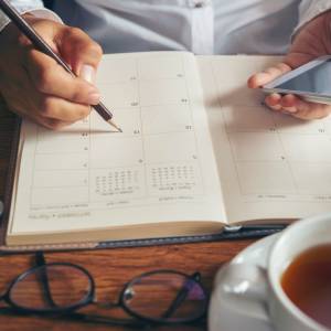 Dni wolne od pracy w 2021 roku. Kiedy wziąć urlop? Kiedy zaplanować długi weekend?