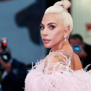 Lady Gaga nago. Artystka publikuje kadr z wanny. Tak przygotowuje się do koncertów!