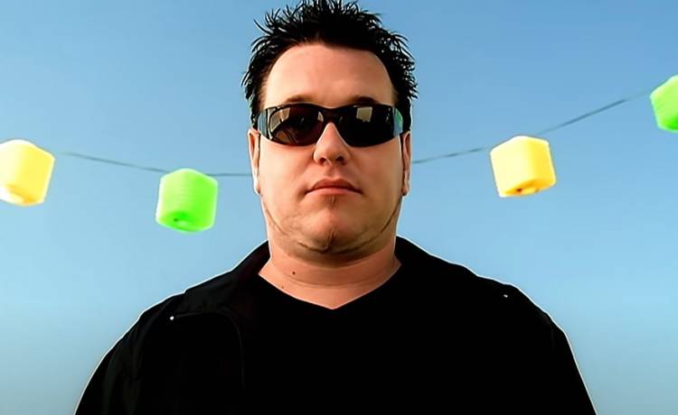 Śpiewał hity "All Star" i "I'm a Believer". "Został mu tydzień życia"